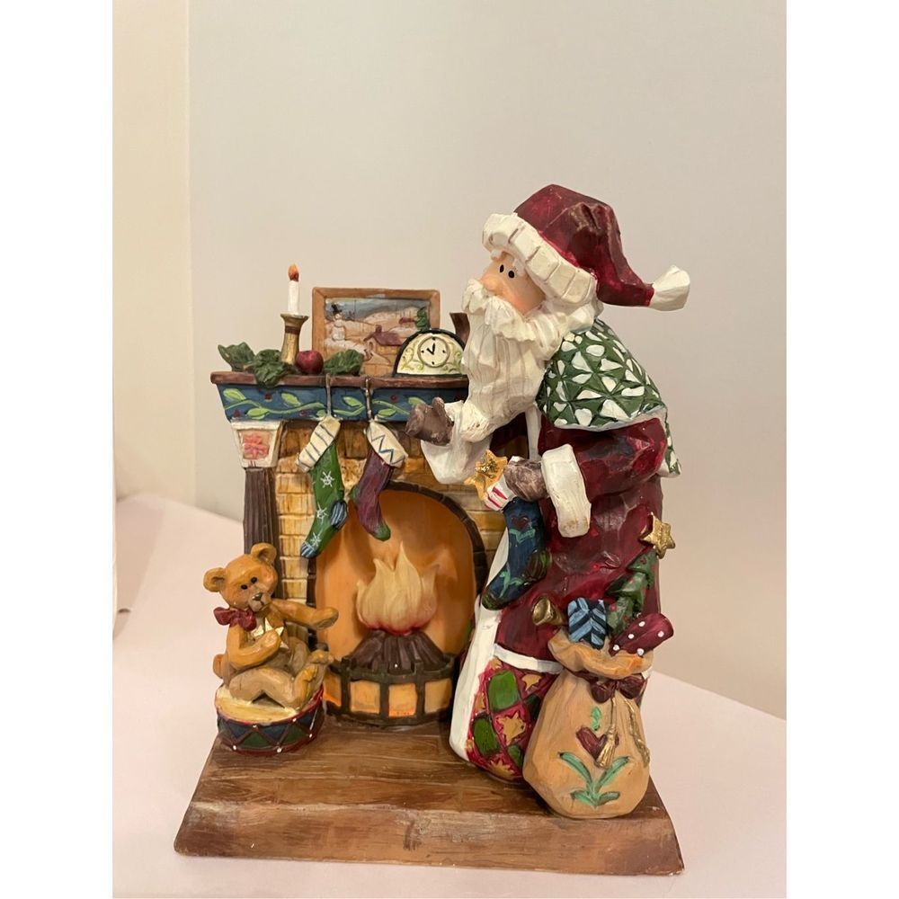 2006 WINTERLAND COLLECTION BY ST.NICHOLAS SQUARE- carved Santa delivering presen